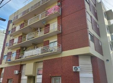 Departamento · 45m² · 2 Ambientes · 1 Cochera · Excelente Dpto 2 Amb Frente Venta Villa Ballester