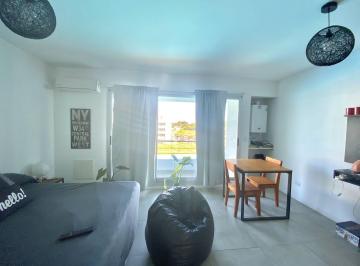 AMN-AMN-2978_2 · Departamento en Venta con Vista a La Laguna
