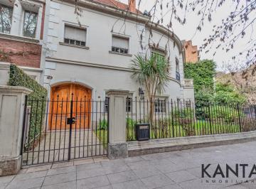 Casa de 10 ambientes, Palermo · Casa en Mora Fernández Al 2900
