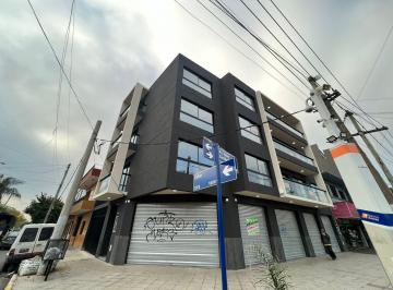 Departamento · 49m² · 3 Ambientes · Depto 3amb C/ Balcon a Av Zona Comercial