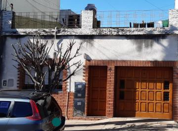 PH de 3 ambientes, La Matanza · PH en Planta Baja con Cochera Cubierta y Terraza