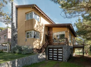 Casa de 4 ambientes, Mar de las Pampas · Majucalu - Casa en Venta a 100 Mt de La Playa en Mar de Las Pampas