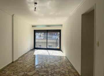Departamento de 4 ambientes, Abasto · Departamento 4 Ambientes con Área de Servicio, Lavadero y Balcón Corrido