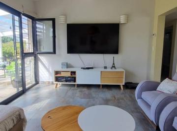 Casa · 122m² · 4 Ambientes · Casa en Acantilados