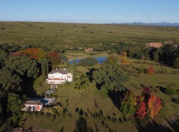 Terreno · 2386m² · Parques de San Lorenzo