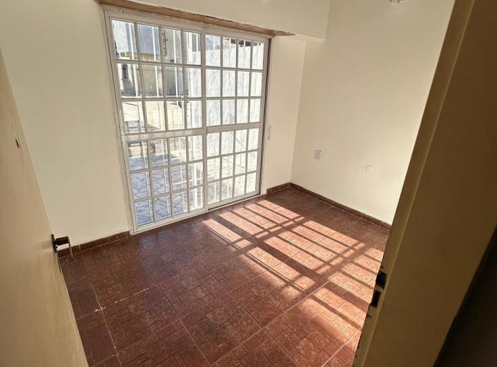Casa · 55m² · 2 Ambientes · 2 Cocheras