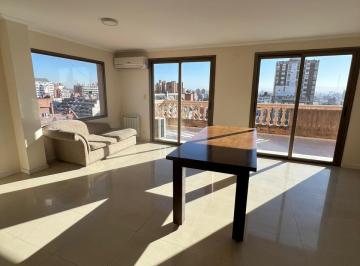 Departamento de 6 ambientes, Córdoba · Increible Semipiso en Venta