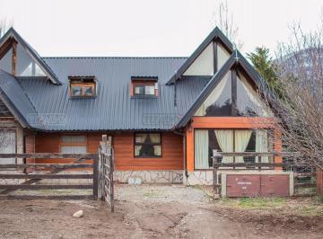 Casa · 227m² · 5 Ambientes · Casa en Venta en Lago Moreno, Bariloche, Patagonia