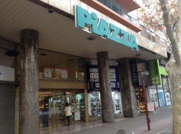 Local comercial de 2 ambientes, Ciudad de Mendoza · Local Comercial en Galeria Piazza de Ciudad