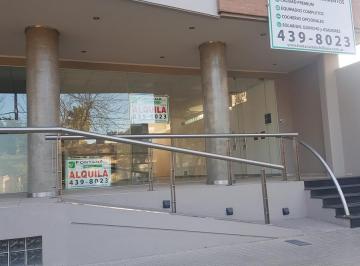 Local comercial · 60m² · Local - Granadero Baigorria