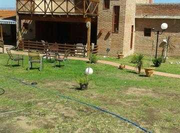 Casa de 4 ambientes, Tanti · B&s Group Vende: Casa con Parque y Pileta en Calle Principal, Tanti, Córdoba