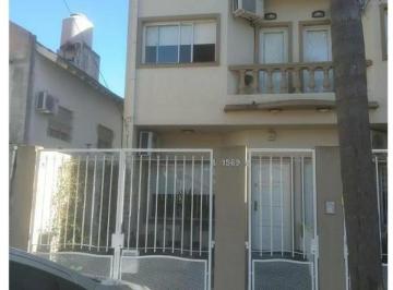 Casa · 300m² · 4 Ambientes · 1 Cochera · Casa en Venta Ubicado en Martin Coronado, Tres de Febrero