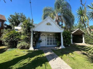 Casa · 140m² · 7 Ambientes · 1 Cochera · Venta Casa Country Club Las Lajas