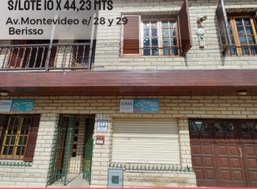 Casa de 5 ambientes, Berisso · Casa 3 Dorm + Consultorios S/lote 10 X 44,23 m Av Montevideo E/ - 28 y 29