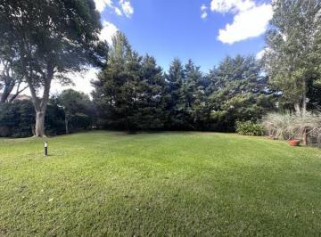 lote central · Terreno Lote Central en Venta en Barrio Privado El Aromo - Apto Credito