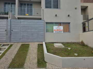 Casa de 3 ambientes, Córdoba · Alquiler Duplex 3 Dorm. Lomas del Chateau