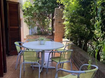 Casa · 70m² · 3 Ambientes · 1 Cochera · Casa - Hacoaj - Bungalow Reciclado a Nuevo - Venta /alquiler