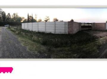 Terreno · 2393m² · 2 Terrenos en Venta en Barrio Cerrado