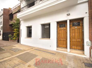 Local comercial · 72m² · PH Al Frente Delgado y Av Elcano Solo Para Uso Profesional