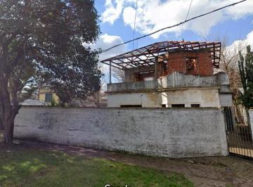 Terreno · 708m² · 4 Ambientes · 1 Cochera · Excelente Terreno en Venta Zona Jose Marmol