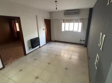 general-san-martin-villa-ballester-venta-departamento-3-ambientes · Venta de Depto 3 Amb con Cochera y Terraza.