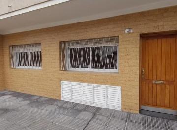 Departamento · 75m² · 3 Ambientes · Departamento 3 Ambientes Pb Al Frente con Patio en Olivos