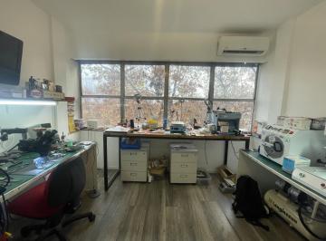 Oficina comercial · 18m² · 1 Ambiente · Oficina en Venta Excelente Estado en El Centro de San Isidro