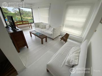 Departamento · 60m² · 4 Ambientes · 1 Cochera · Vista Al Mar.