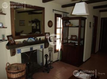 INM_642_13014.jpg · House - Pinares