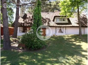INM_779_1.jpg · House - Pinares