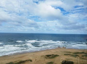 Departamento · 215m² · 4 Ambientes · Venta Apartamento 3 Dorm. Playa Brava, Punta del Este