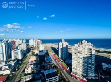 Departamento · 81m² · 3 Ambientes · Venta Departamento 2 Dorm. Punta del Este Vista Al Mar