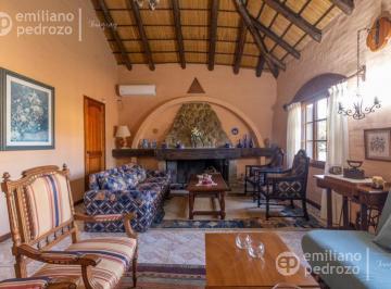 Casa · 420m² · 6 Ambientes · 2 Cocheras · Venta Casa 5 Dorm. Jardines de Cordoba Punta del Este