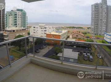 Departamento · 65m² · 3 Ambientes · 1 Cochera · Apartamento en Brava