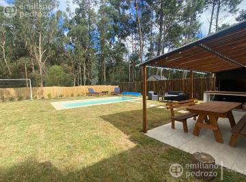 Casa · 96m² · 4 Ambientes · 1 Cochera · Alquiler Casa 3 Dorm. Punta del Este Parque Burnett Piscina Climatizada Parque