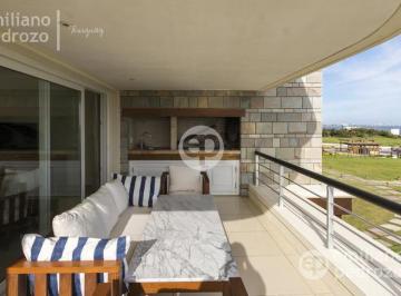 INM_4389_1.jpg · Departamento Venta de 3 Dorm. en Playa Mansa