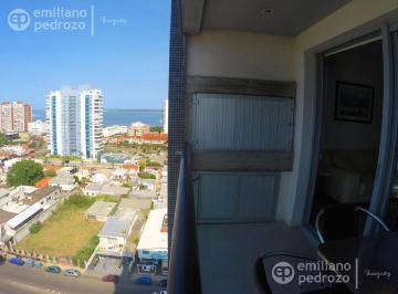 Departamento · 72m² · 3 Ambientes · 1 Cochera · Alquiler Apartamento 2 Dorm. Mansa