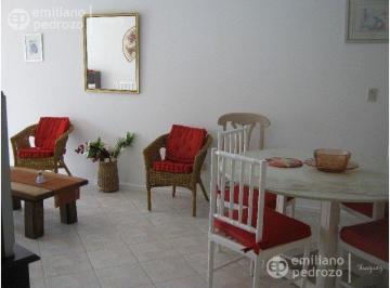 Departamento · 89m² · 2 Ambientes · 1 Cochera · Departamento - Roosevelt