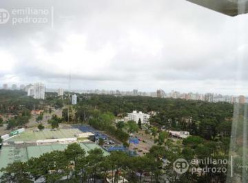 Departamento · 123m² · 4 Ambientes · 1 Cochera · Departamento - Roosevelt