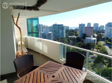 Departamento · 73m² · 3 Ambientes · 1 Cochera · Departamento - Playa Brava