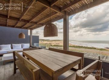 Departamento · 92m² · 5 Ambientes · 1 Cochera · Apartamento Alquiler Montoya