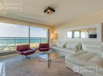 Departamento · 143m² · 4 Ambientes · 1 Cochera · Departamento - Playa Brava
