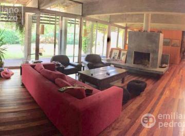 Casa · 350m² · 5 Ambientes · 1 Cochera · Casa - San Rafael