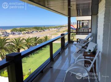 Departamento · 180m² · 5 Ambientes · 2 Cocheras · Departamento - Playa Brava
