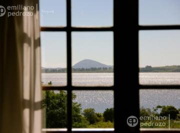 Campo · 300m² · 6 Ambientes · Chacra - Otras