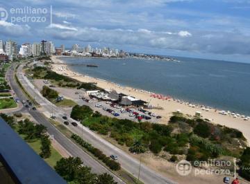 Departamento · 120m² · 4 Ambientes · Departamento - Playa Mansa