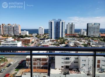 Departamento · 53m² · 2 Ambientes · 1 Cochera · Departamento - Playa Brava