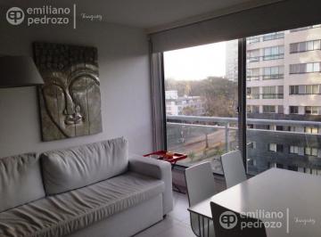 Departamento · 32m² · 2 Ambientes · 1 Cochera · Departamento - Roosevelt