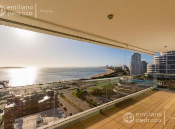 Departamento · 150m² · 5 Ambientes · 1 Cochera · Venta Apartamento 3 Dorm. en Suite Más Dependencia Punta del Este