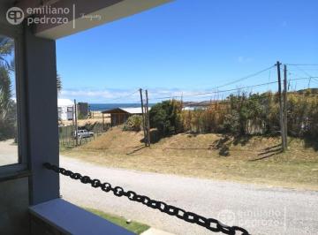 Casa · 357m² · 6 Ambientes · 2 Cocheras · Alquiler Temporal Casa 3 Dormitrios Piscina Punta Ballena Las Grutas